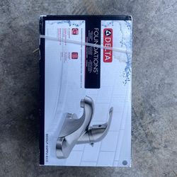 Delta foundations faucet