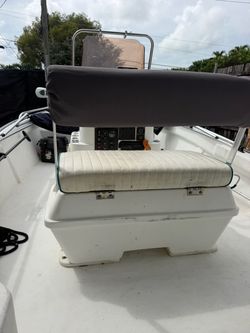 Cooler seat