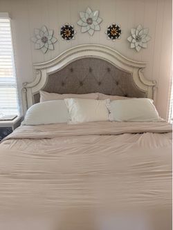 CAL KING BED FRAME AND MATTRESS