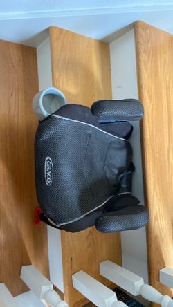 Car seat with cup holder