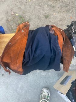 Welding jackets