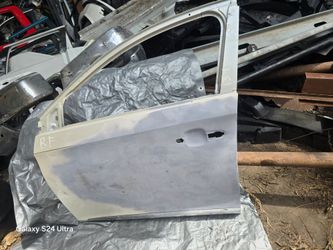 2013 2015 Cadillac it's driver oem door shell