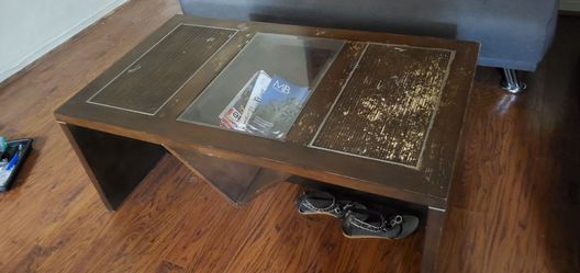 Big Coffee table - needs a lick of paint