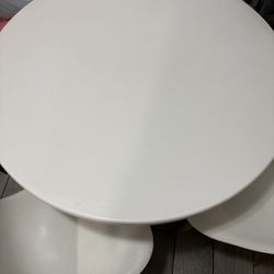 Dining Table And Chairs 