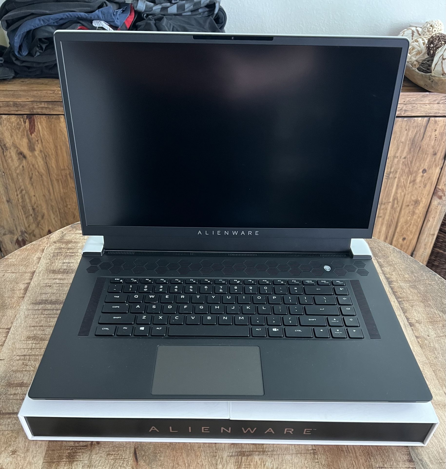 Alienware X17 R1 Gaming Laptop