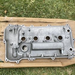 2013 Toyota Corolla S Valve Cover.