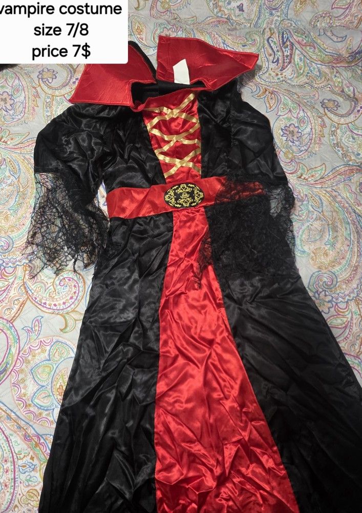 Costume
