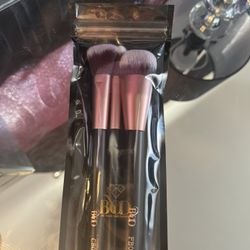 BYOD 3-PIECE FACE BRUSH SET: FOUNDATION, CONTOUR, AND HIGHLIGHTER BRUSHES