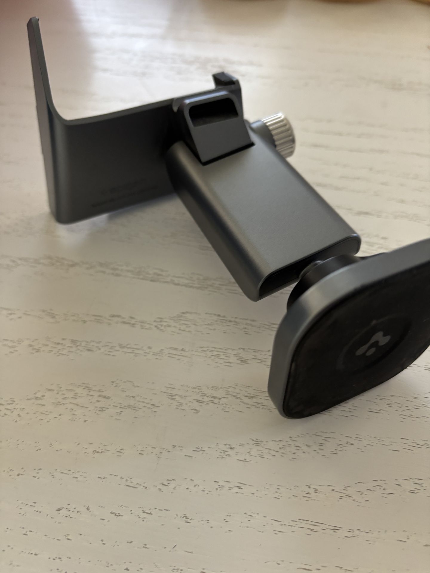 Spigen Tesla Model 3 Magsafe Car Mount