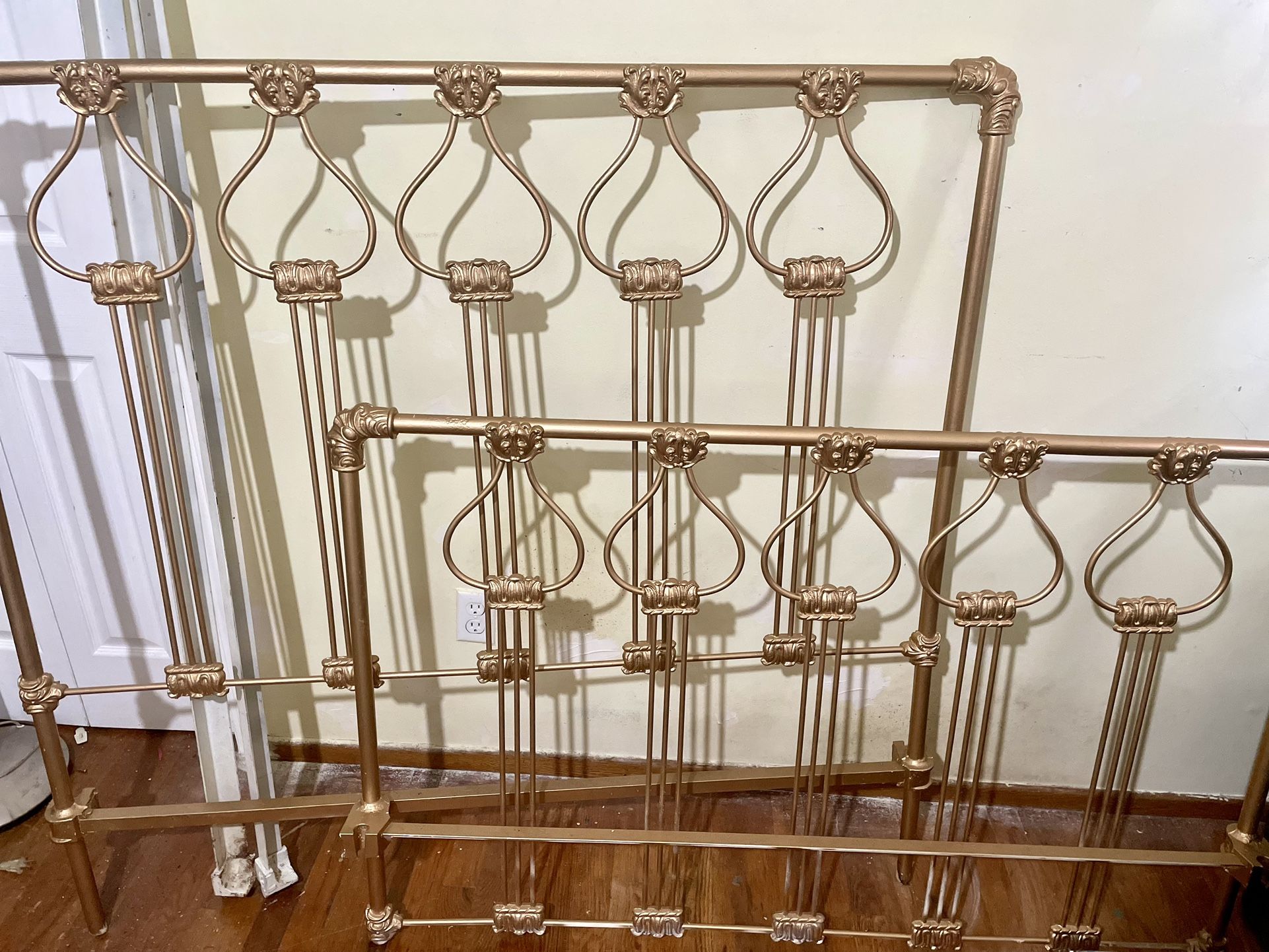 Antique Wrought Iron Full Size Bed Frame