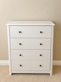 White 4-Drawer Dresser