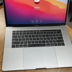 MacBook Pro 15” 2019 i7 2.6ghz 6 Cores 16gb 256G