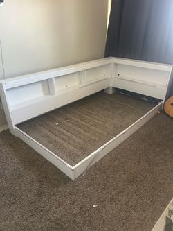 Piperton Twin Bookcase Storage with Panels
