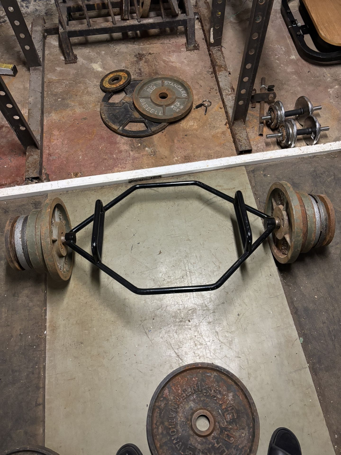 Hex Bar (Weights Not Included)
