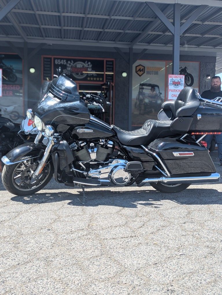 2019 Harley Davidson Electra glide