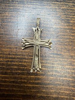 10K Gold Cross pendant