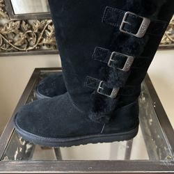 Black UGG boots