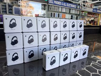 Beats 360 ((Take It Home In Payments/ llévatelo a casa en pagos) only $10 down (Latest newest model)