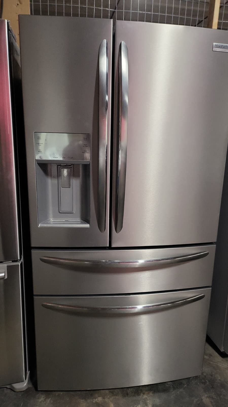 Frigidaire Fridge