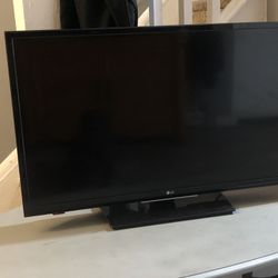 LG Flat Screen Tv 32 Inches
