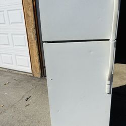 Refrigerator Works Great!!!