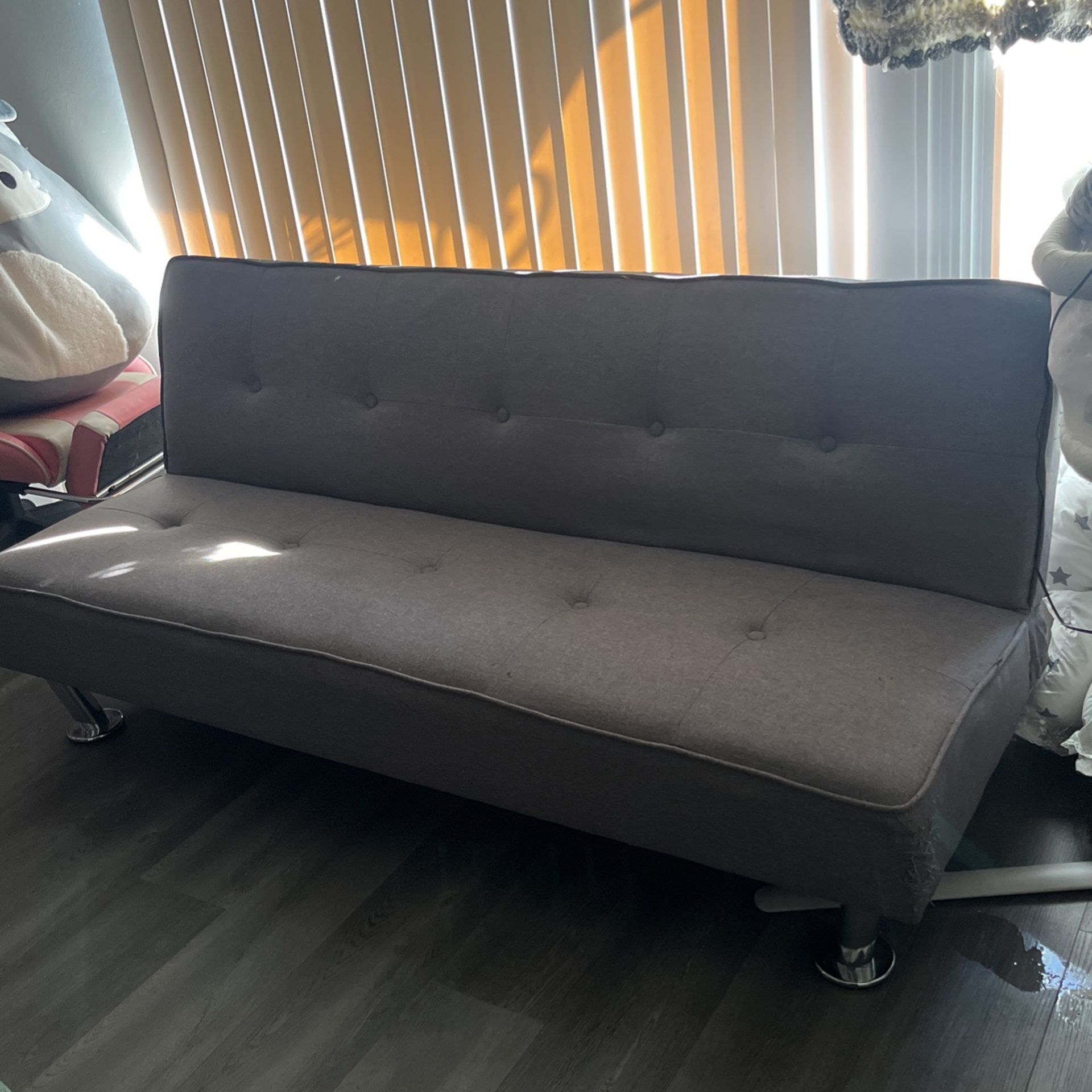 Grey Futon Couch for Sale in Costa Mesa, CA OfferUp