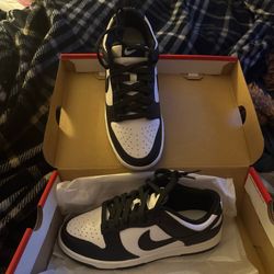 Nike Dunk Low retro- New in Original Box