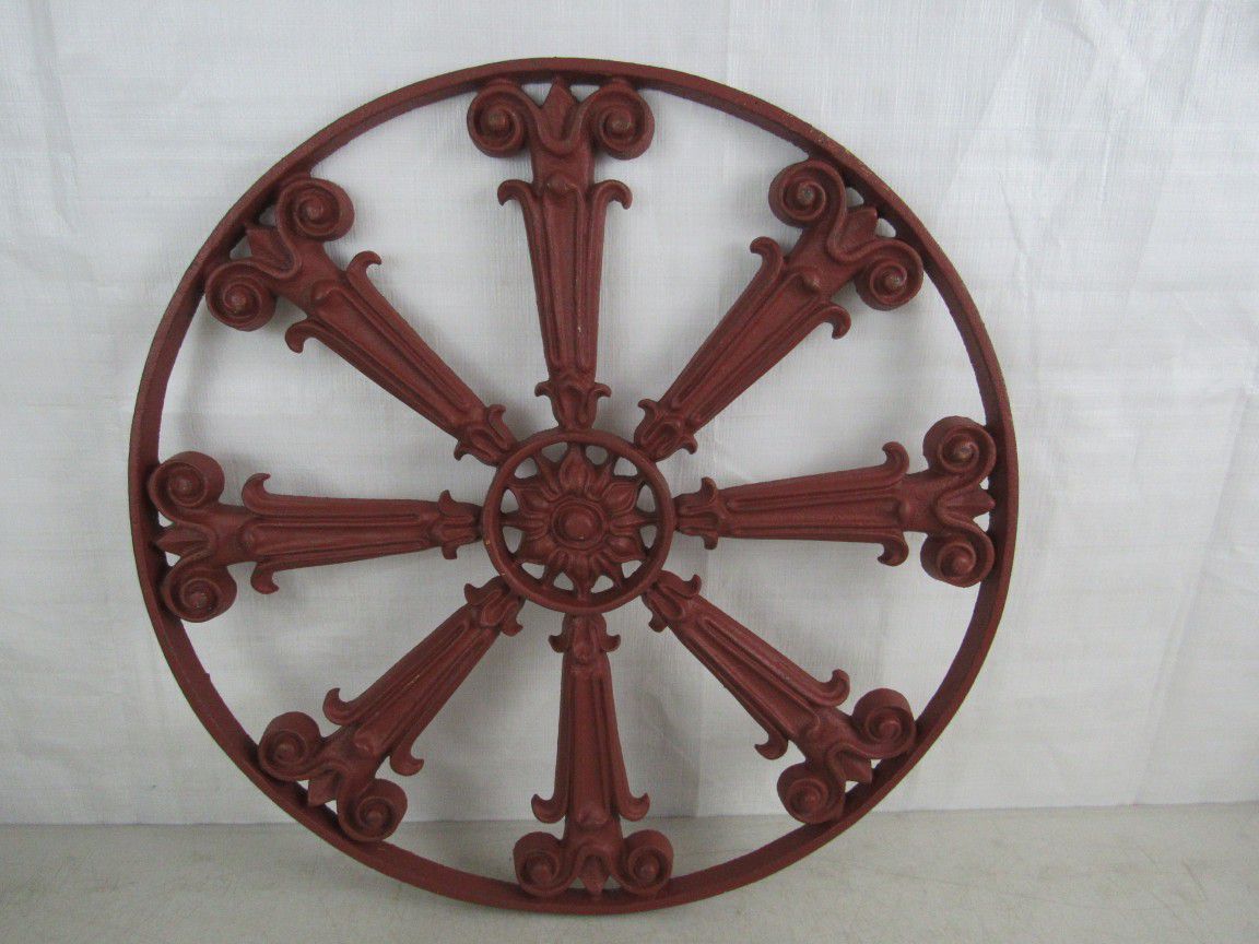 Cast Iron Ornate Indoor Outdoor Heavy Wheel Decor 17 1/2" Diameter


