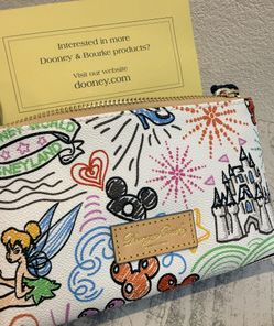 Dooney & Bourke Disney Sketch Cosmetic Case new