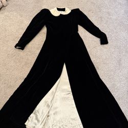 Vintage 1940S's Black Velvet Opera Coat With Rabbit Fur Collar