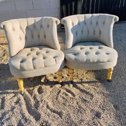 2 Single Chairs