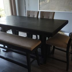 Kitchen Table, 4 tall chairs, 1 bench