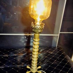 Vintage MCM Brass Table Lamp