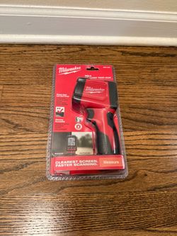 Milwaukee 10:1 Infrared Thermometer Temp-Gun