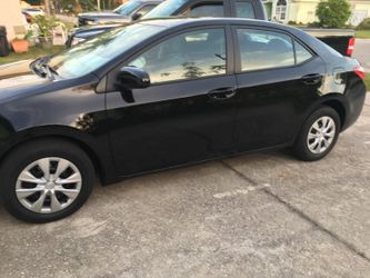 Se Vendo TOYOTA Corola 2014 Mitas En Las Fotos 121 Mil Lo Vendo Agarre Una Troca Travaja Cómo Nuevo Ac Calentón Todo Funciona $12.500 Obo
