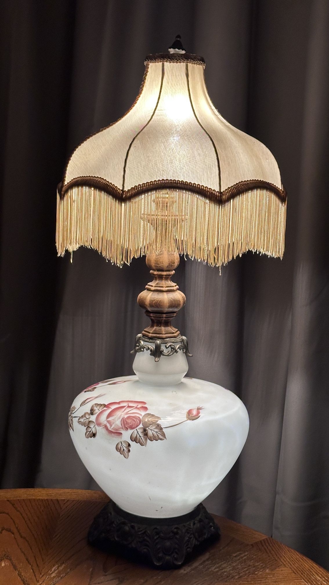 Vintage 1950S Hand Painted Floral Parlor Lamp