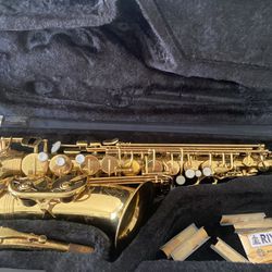 Gemeinhardt Alto saxophone 