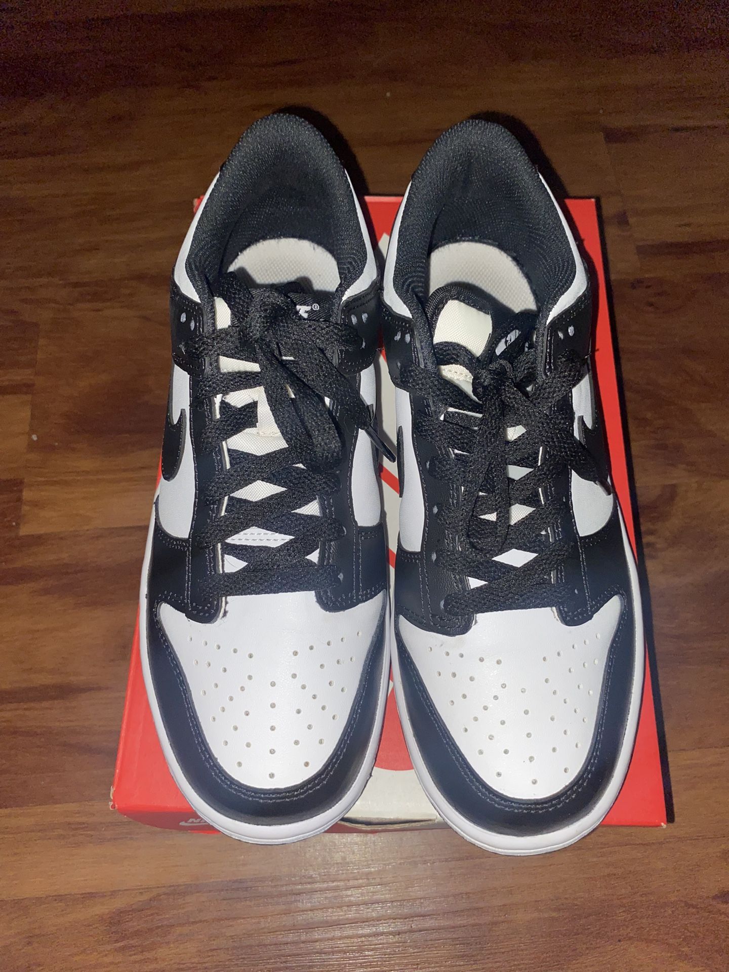 NIKE Panda Dunks