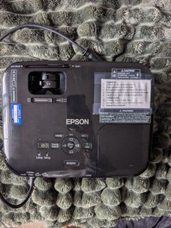 Epson Ex5210 Projector and Carrying Case $20 OBO
