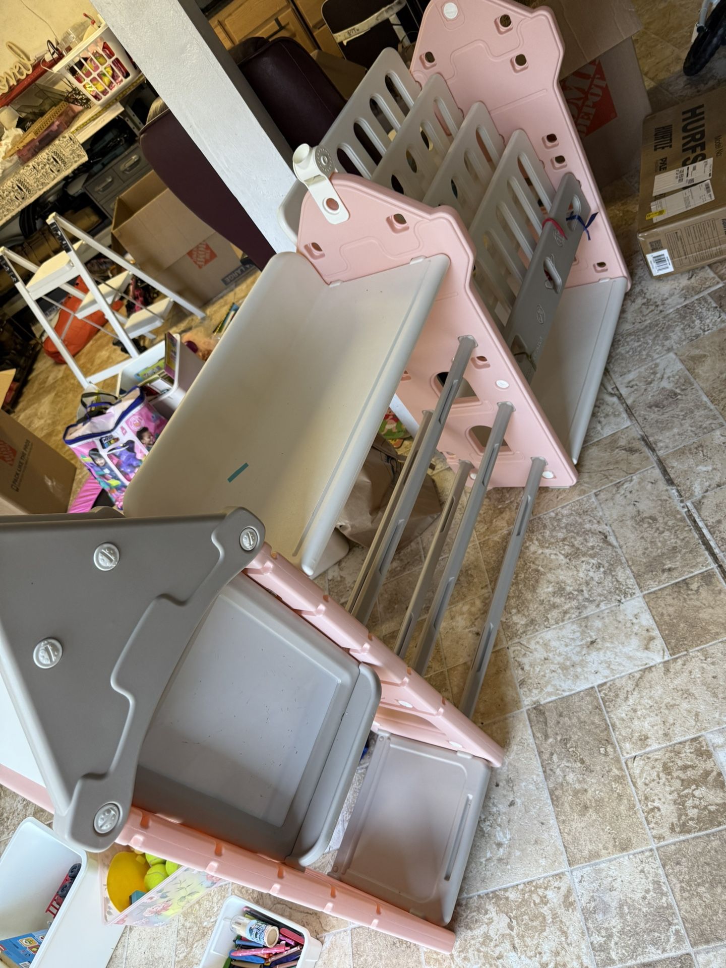 Kid book shelf rack