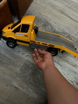 Bruder tow truck