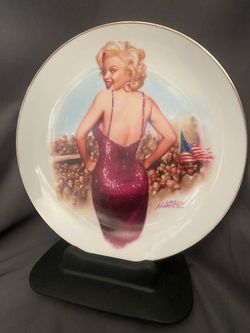Decorative plate with Marylin
