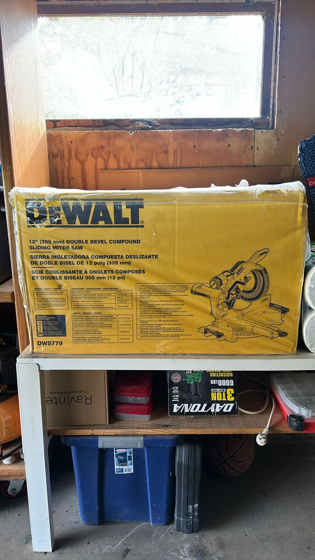 Dewalt 12” (305 mm) Double Bevel Compound Sliding Miter Saw With Milter Saw stand