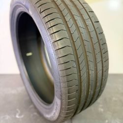 V688  275 40 22 107Y  Pirelli Pzero Run Flat  One Used Tire 99% Tread  