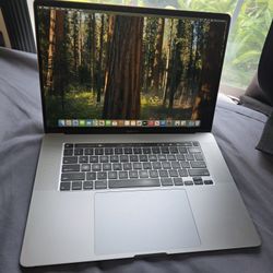 2019 MacBook Pro 16" – Core i9 / 1TB / 16GB RAM – $680 (OBO)
