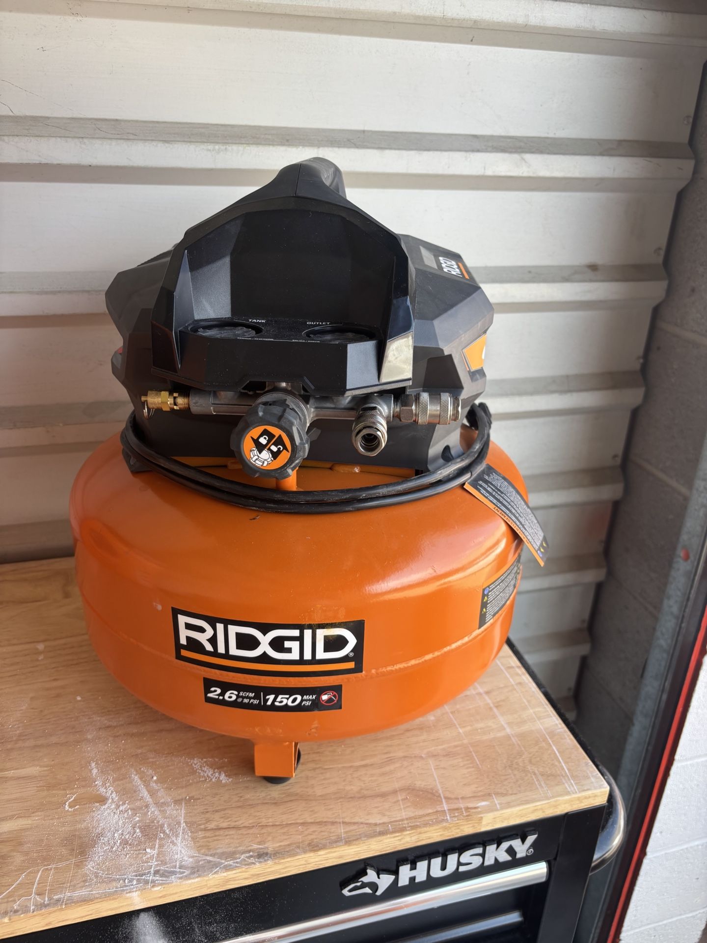 Rigid Air Compressor 6 Gallon