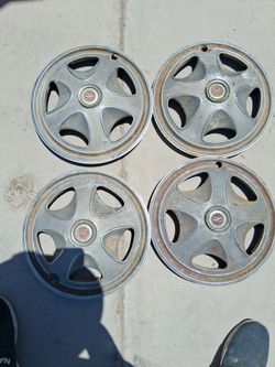 Very rare 1(contact info removed)s Z28 hubcaps