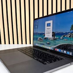 Apple Macbook Pro i9 32GB RAM 512GB SSD SPACE GREY TOUCH BAR $0 DOWN FINANCING