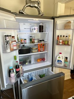 Samsung Smart 17.5 cu ft Counter-Depth French Door Refrigerator