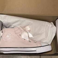 Pink Bow Converse 